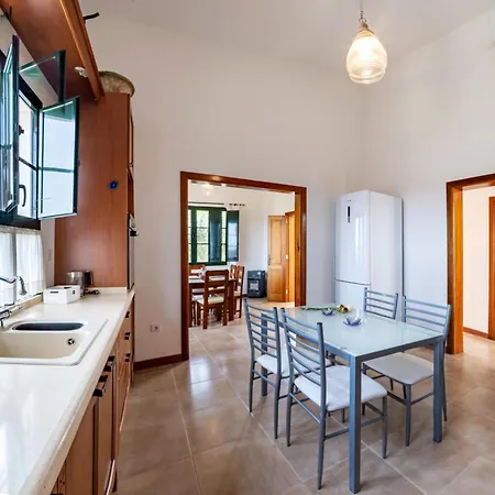 Casa Testeyna Timanfaya In Tegoyo